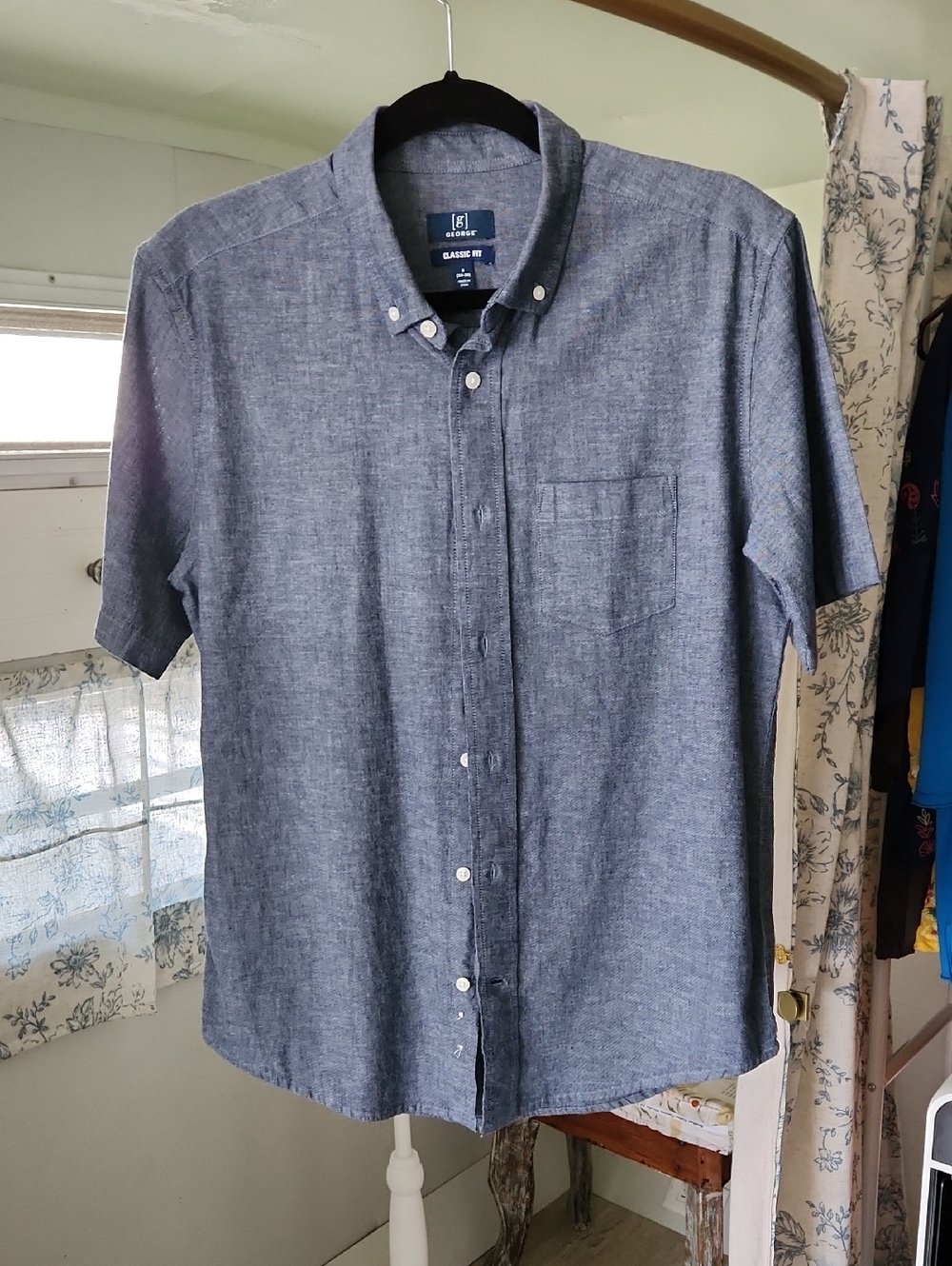 George Men’s Short-Sleeve Button-Down Shirt in Denim Blue